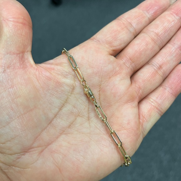 14K Yellow Gold paperclip Chain Necklace 18” inches - Picture 5 of 6